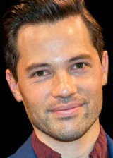 Джейсон Там