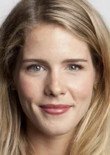 Эмили Бетт Рикардс