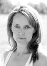 Кирсти Диллон