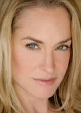 Аманда Уайсс