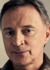 Роберт Карлайл