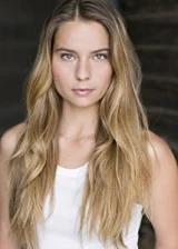 Анника Фостер