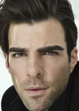 Закари Куинто