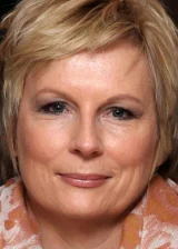 Дженнифер Сондерс