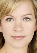 Элли Корнелл