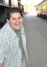 Арис Альварадо