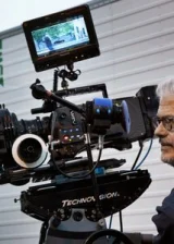 Роберто Андо