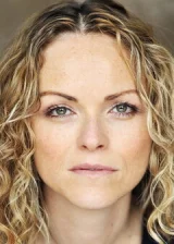 Анна-Луиза Плауман