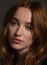 Фиби Дайневор