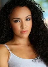 Уолнетт Мари Сантьяго