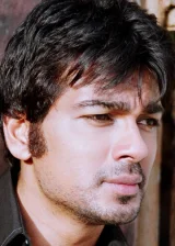 Никхил Дривэди