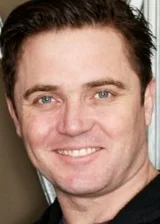 Алекс Фернс