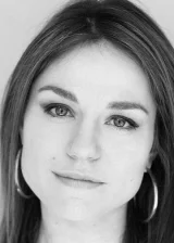 Эмили Декенн