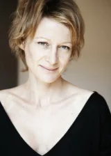 Астрид Ветналл