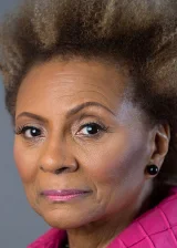 Лесли Аггамс