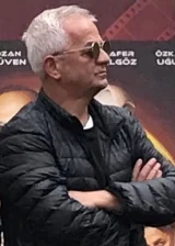 Зафер Алгёз