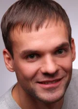 Олег Захаров