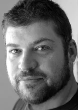 Брэд Уильям Хенке