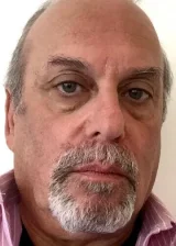 Эндрю Голов