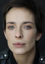 Анна Попова