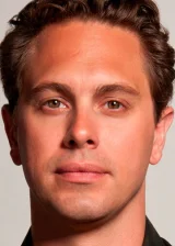 Томас Садоски