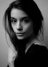 Оливия Попика