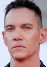 Джонатан Риз Майерс