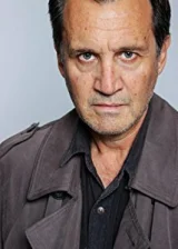 Цезар Джеймс