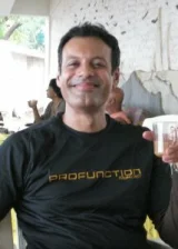 Рики Сандху