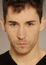 Хавьер Годино