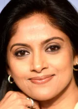 Надия Мойду