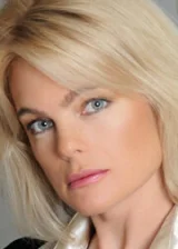 Эрика Элениак