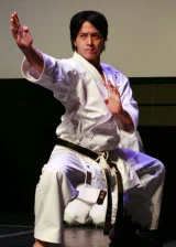 Акихито Яги