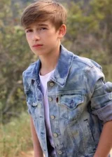 Джонни Орландо