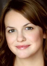 Лариса Олейник