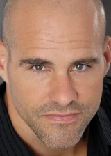 Рей Эрнандес