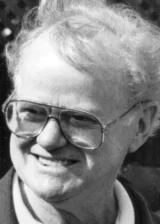 Дэниел Питри