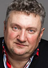 Олег Комаров