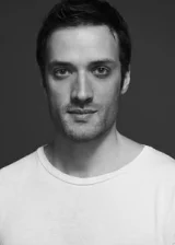 Андреас Константину