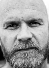 Николас Мосс