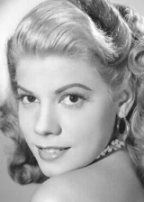 Нинон Севилья