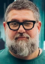 Карен Захаров