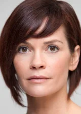 Натали Болтт