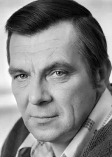 Эдуард Павулс