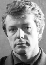 Олег Стриженов