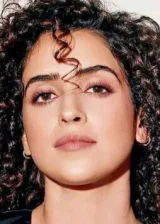 Санья Малхотра