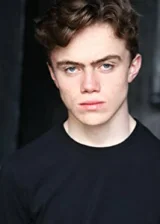 Доминик Бойл