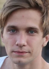 Владимир Петров