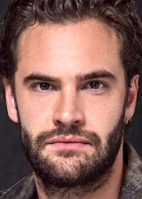 Том Бейтман