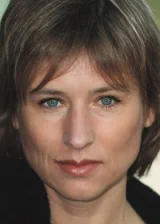 Коринна Харфух